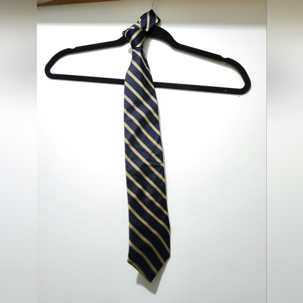 Men's tie